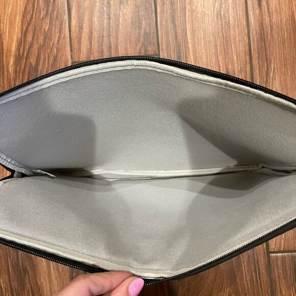 Inateck Laptop Sleeve 14”x10” Black with Front Pocket - Picture 3 of 4